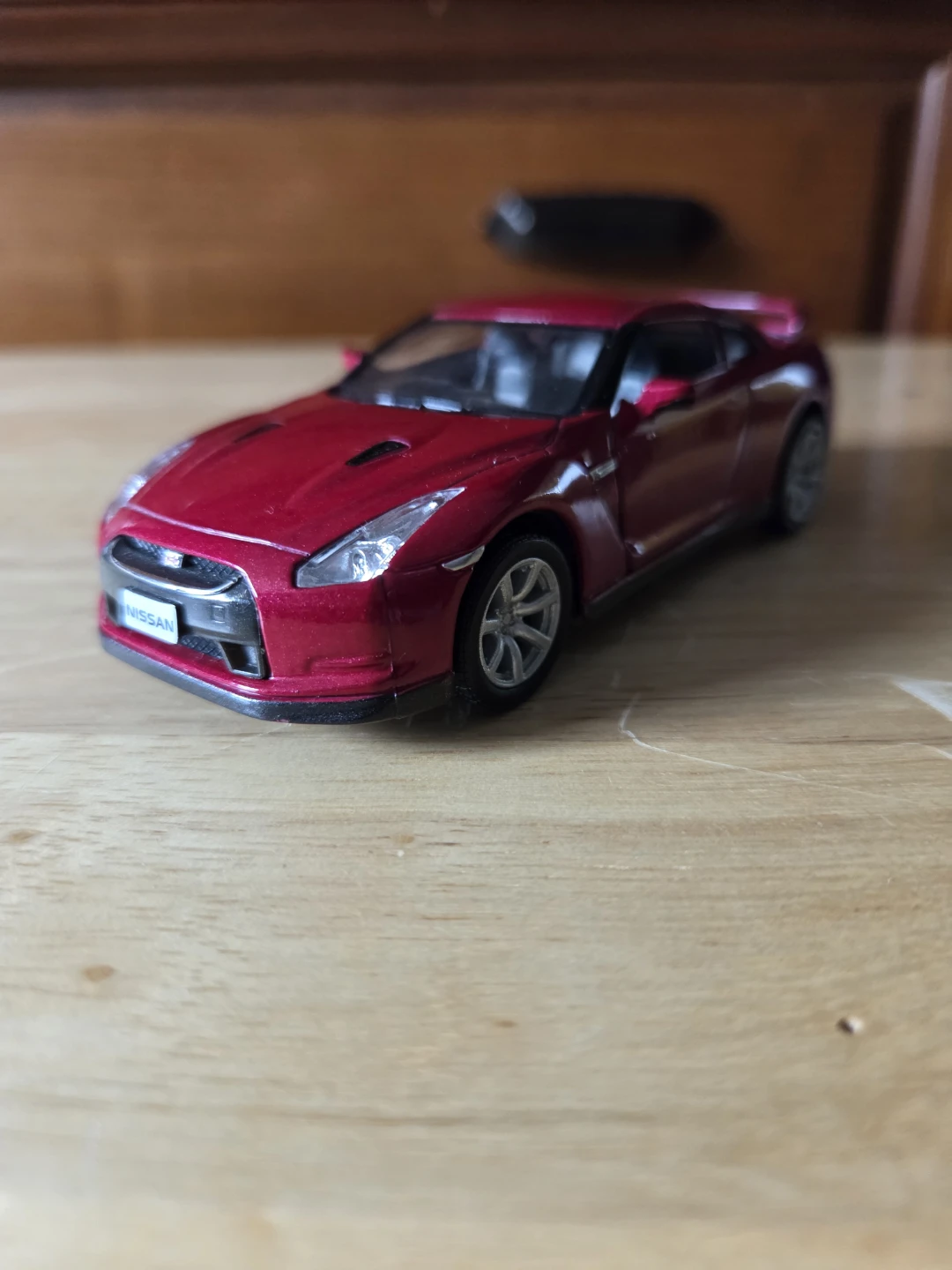 2009 Nissan GT-R Scale 1/36 Toy Car - photo 2