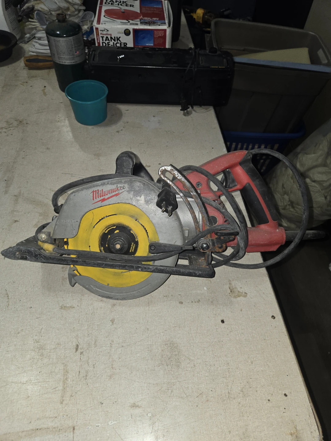 Makita wormsaw skill saw