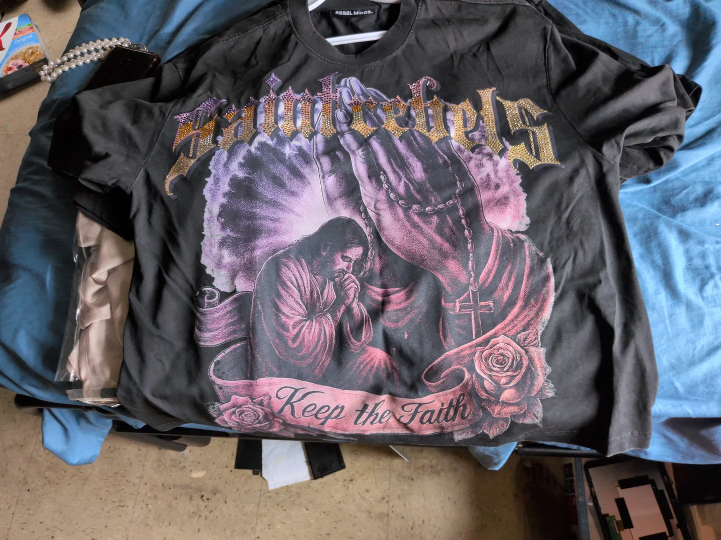 Rebel Minds Graphic T-Shirt