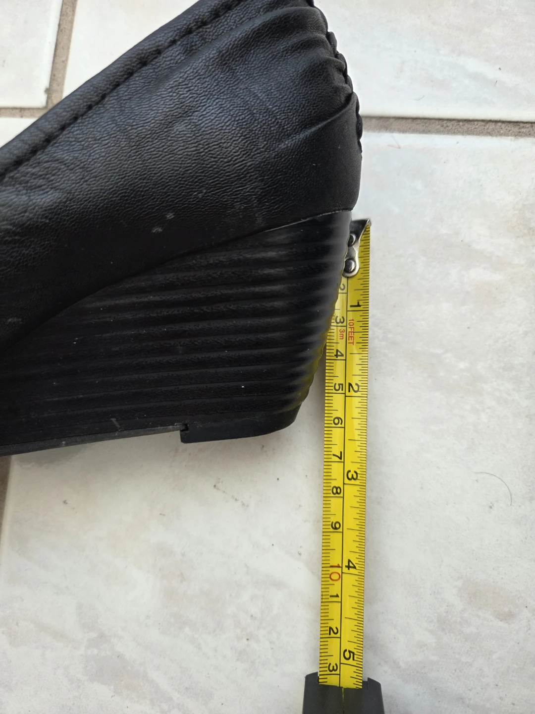Bare Traps Black Wedge Heels - photo 3