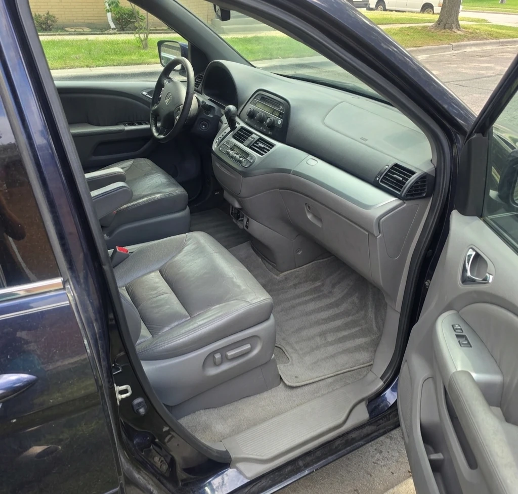 Honda Odyssey Minivan 2008 - photo 3
