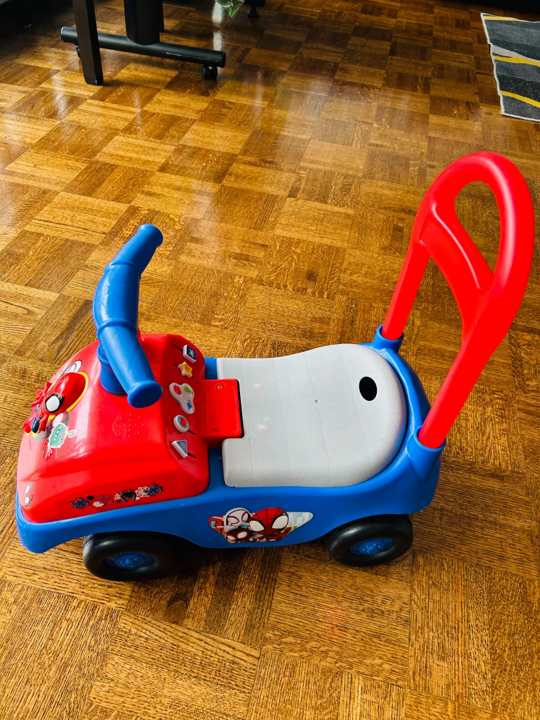 Spider-Man Ride-On Push Car Walker - photo 4