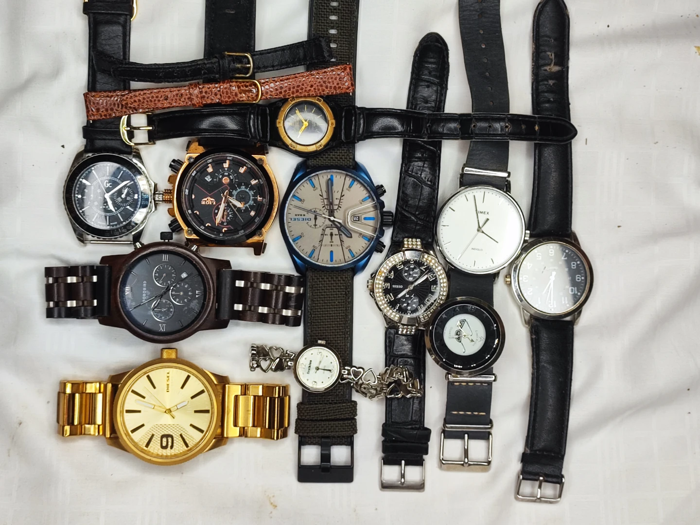 Assorted Men's and Women's Watches Bundle - photo 2