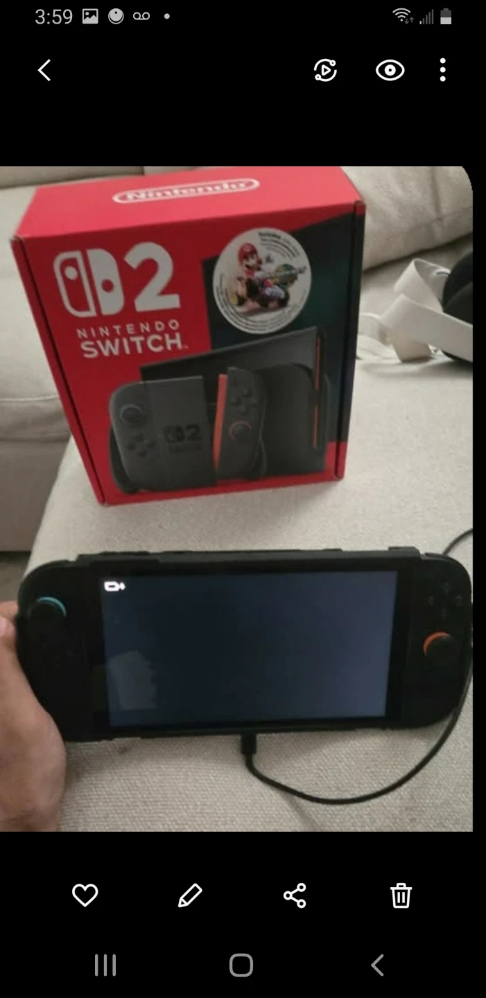 Nintendo switch 2 mint condition - photo 2