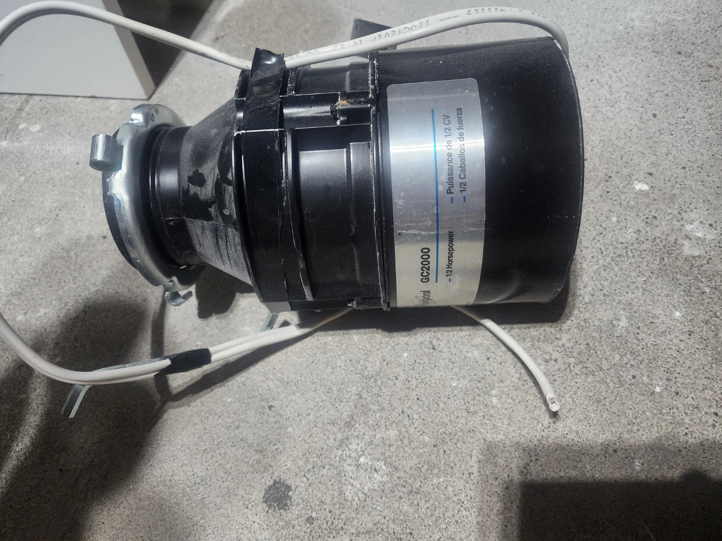 Whirlpool GC2000 Garbage Disposer 1/2 HP - photo 3