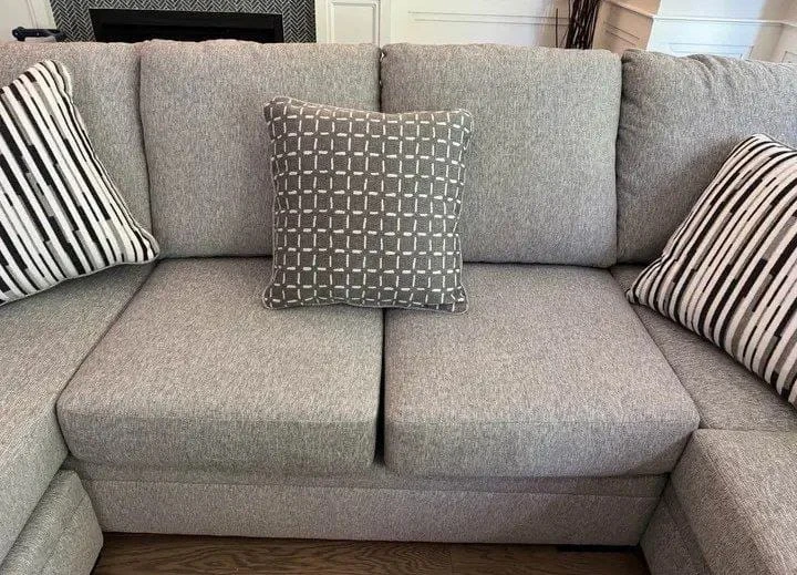Light Gray U-Shaped Sectional Sofa with Throw Pillows - photo 3