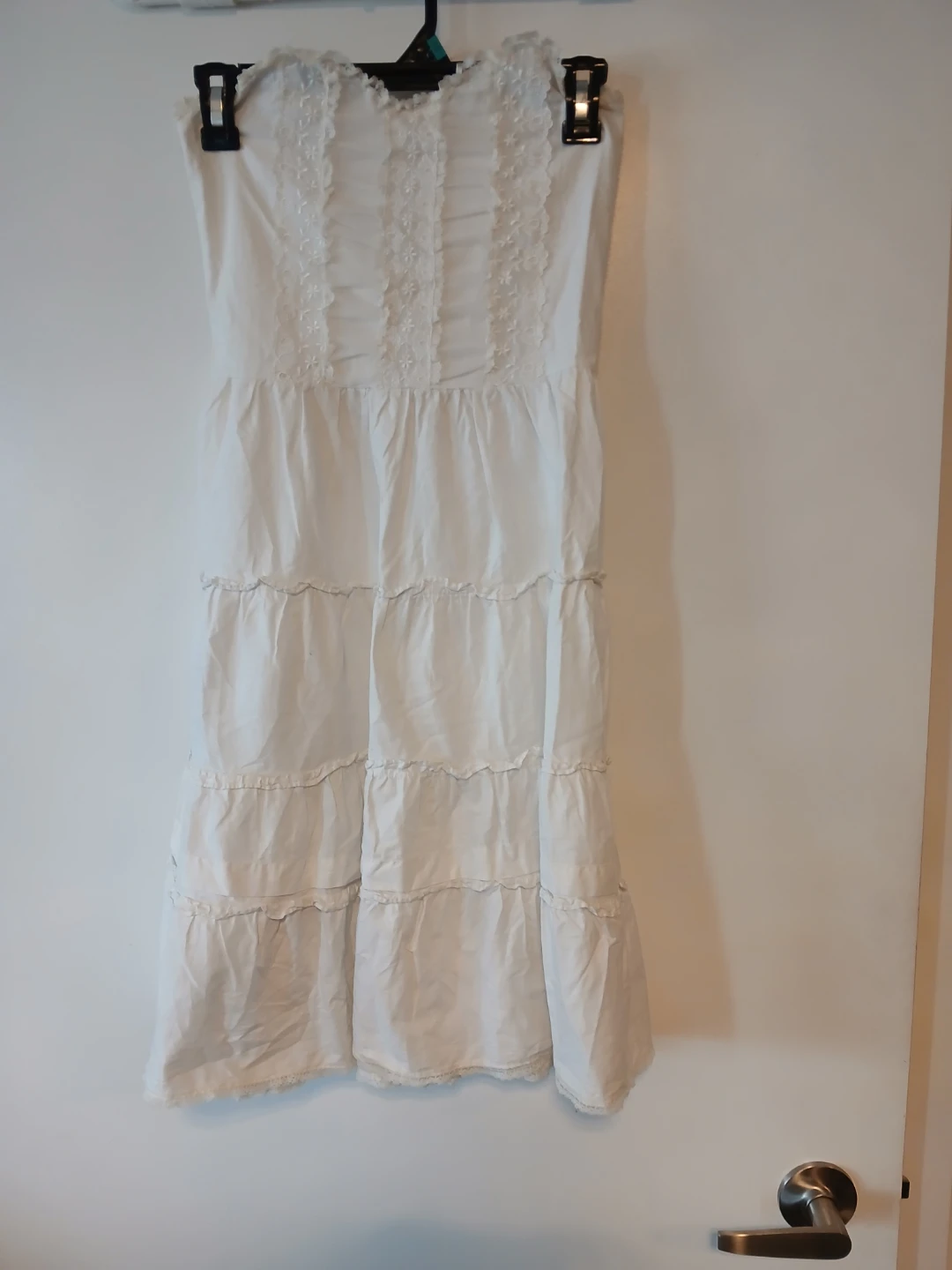 White Strapless Tiered Sundress. Size s/m.