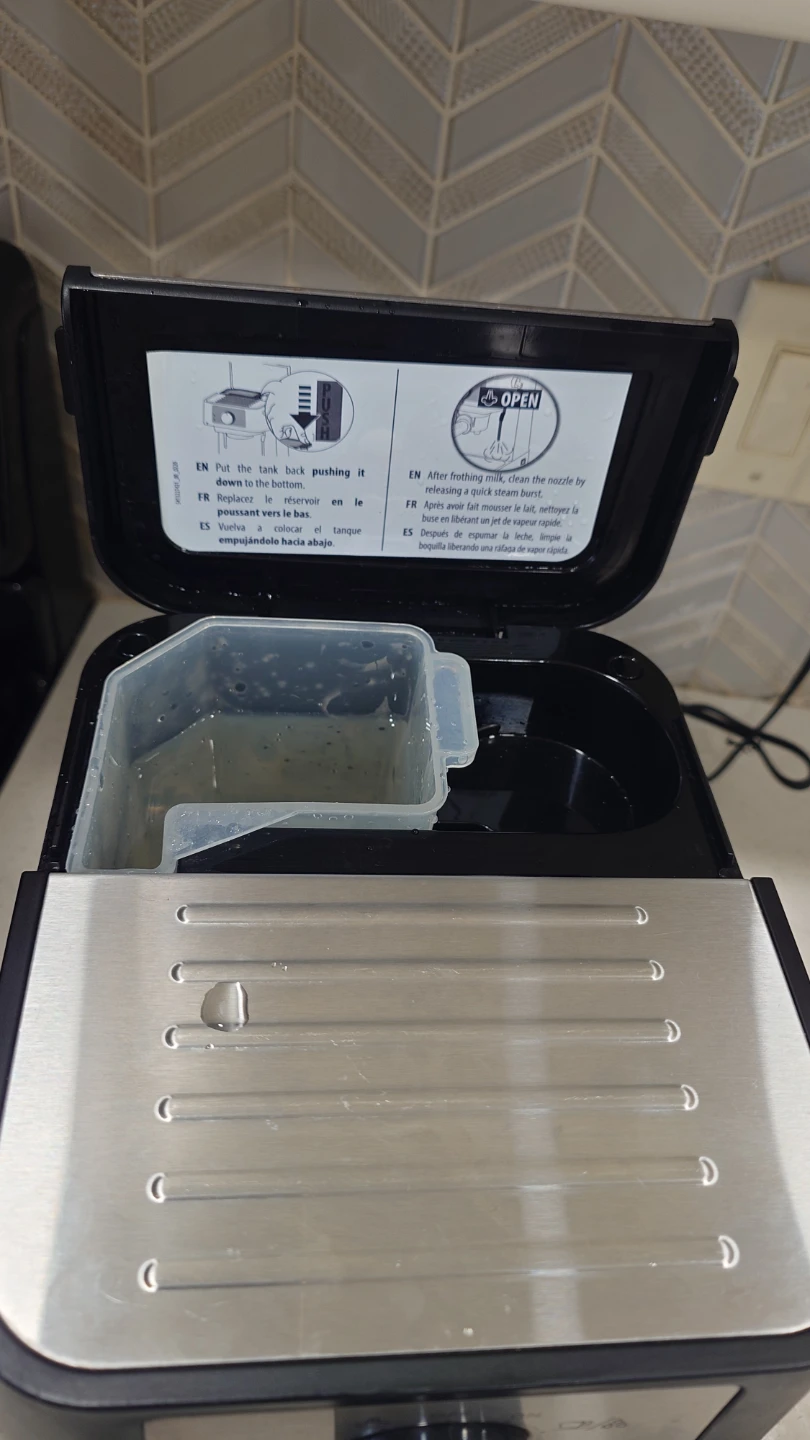 De'Longhi Stilosa Compact Manual Espresso Machine, Milk Frother - photo 2
