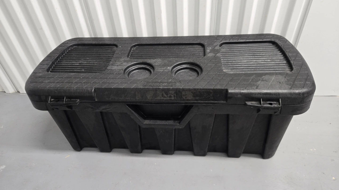 Contico SUV TUFF BIN. Large Capacity Storage Bin. - photo 3