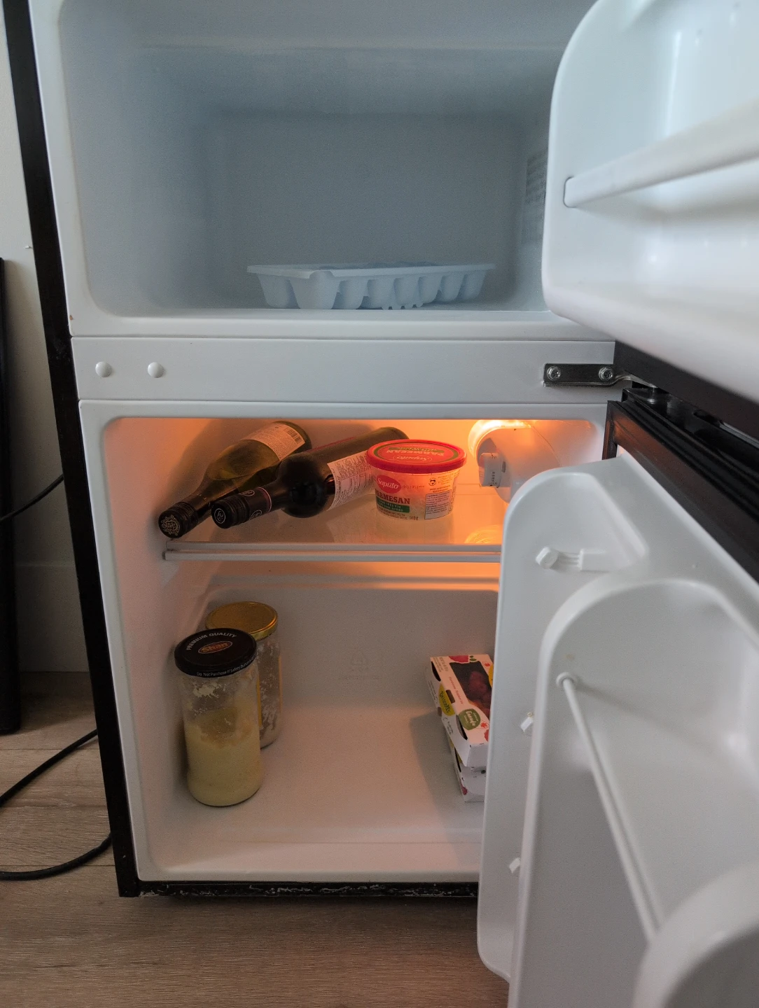 Arctic King Mini Fridge - photo 2