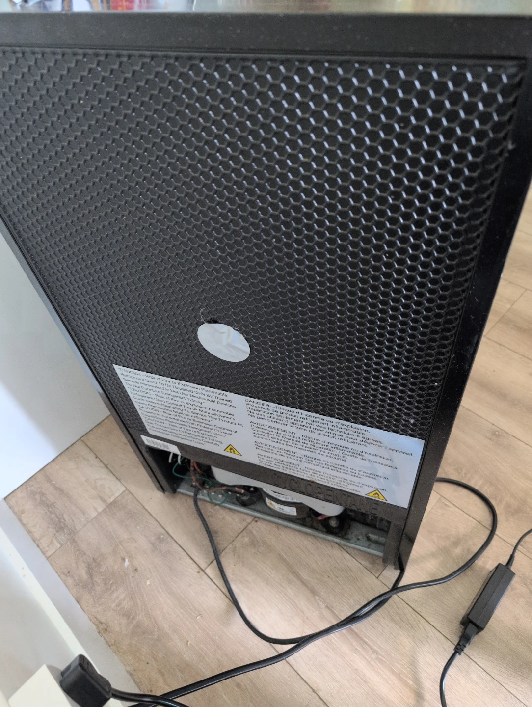 Arctic King Mini Fridge - photo 3