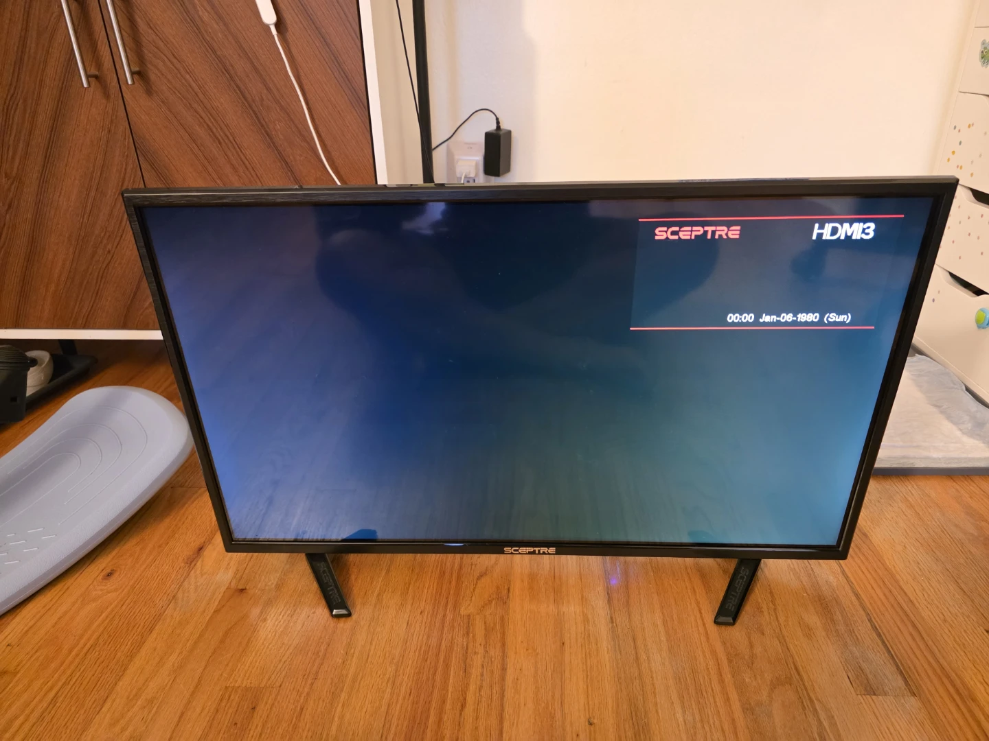 Sceptre 32" Class HD LED TV