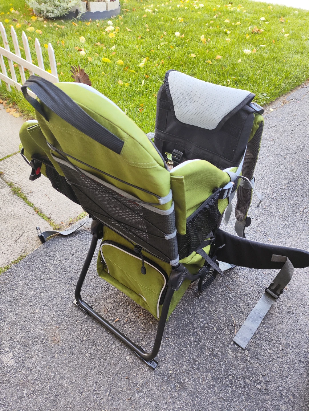 Backpack for toddlers up to 44lb (20kg) - photo 2