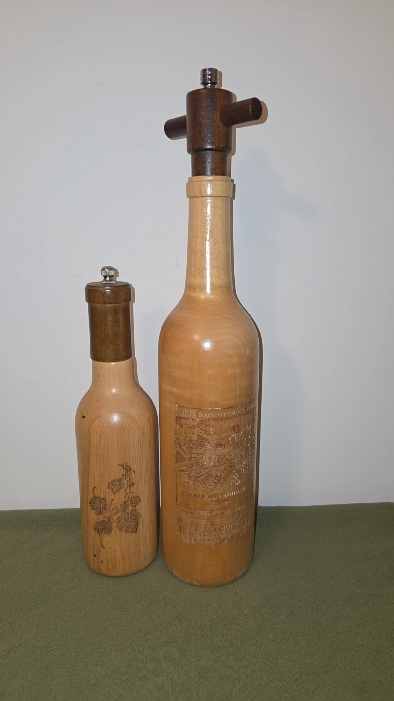Vintage Olde Thompson Wooden Wine Bottle Pepper and Salt mills