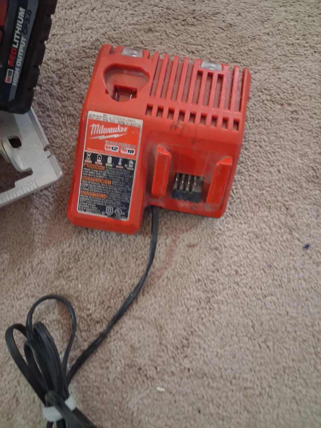 Milwaukee M18 Circular Saw with Charger - photo 2