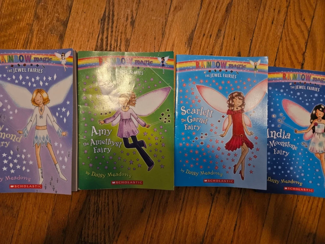 Rainbow Magic The Jewel Fairies Book Set
