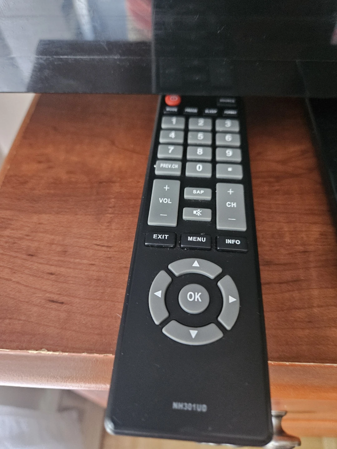 "Flat Screen TV 55inch Emerson - photo 3