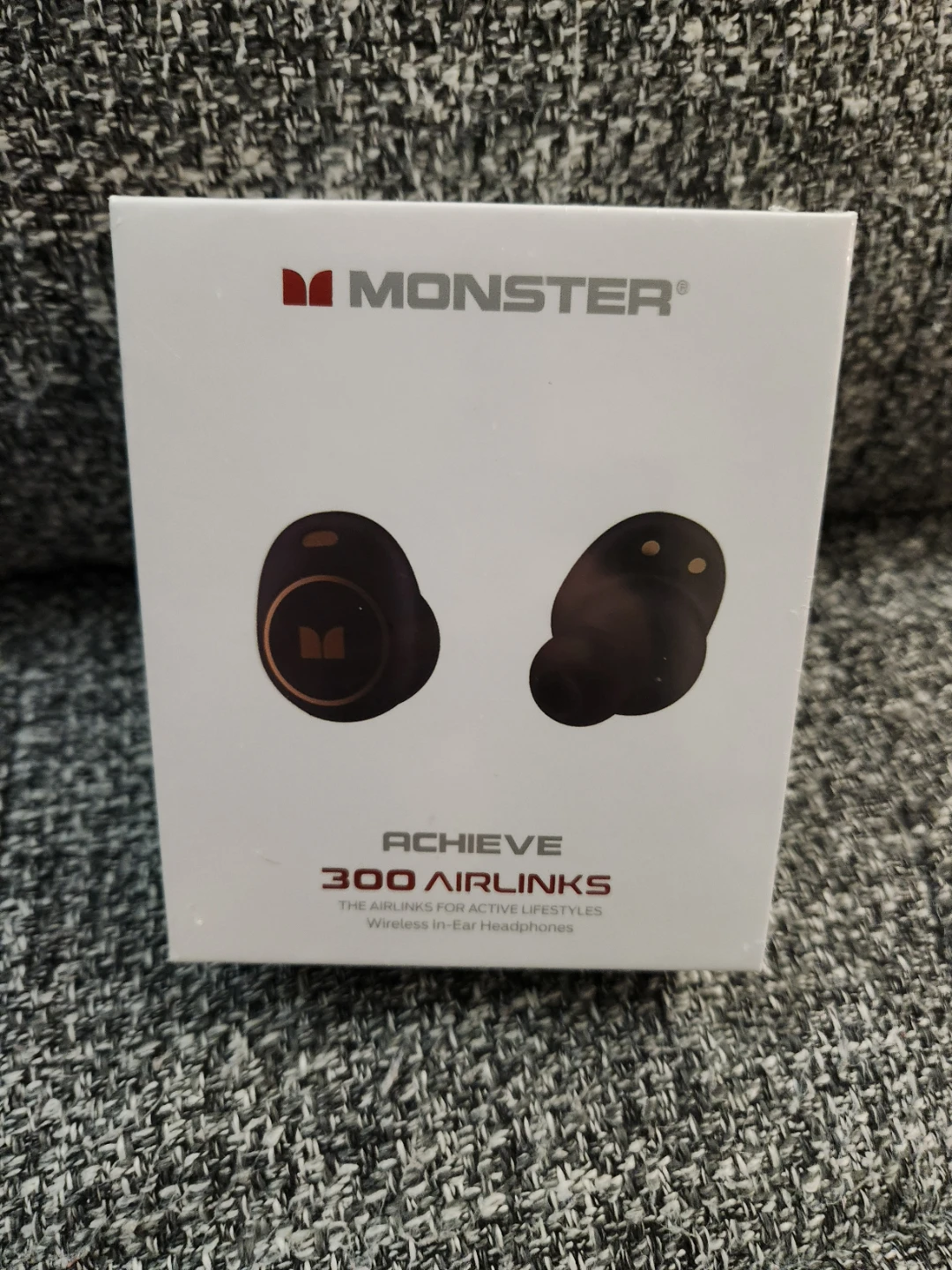 Brand NEW Monster Airlinks Wireless headphones in sealed Box