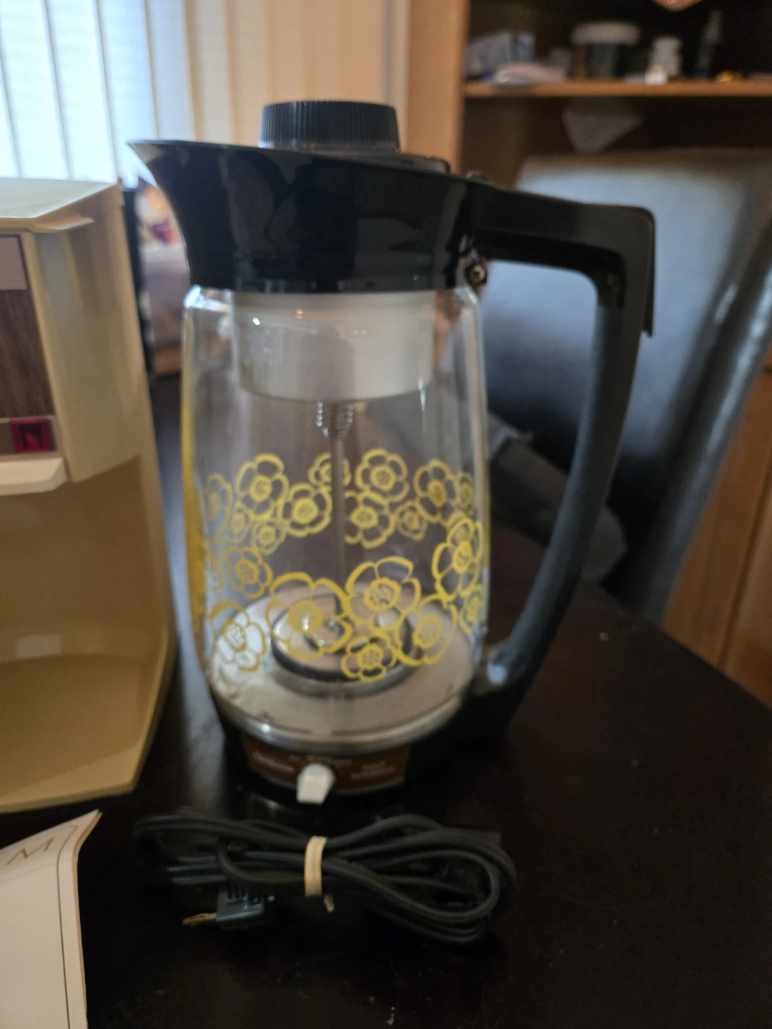 Sunbeam Hot Shot Beverage Maker & Auto Coffee Carafe - photo 3