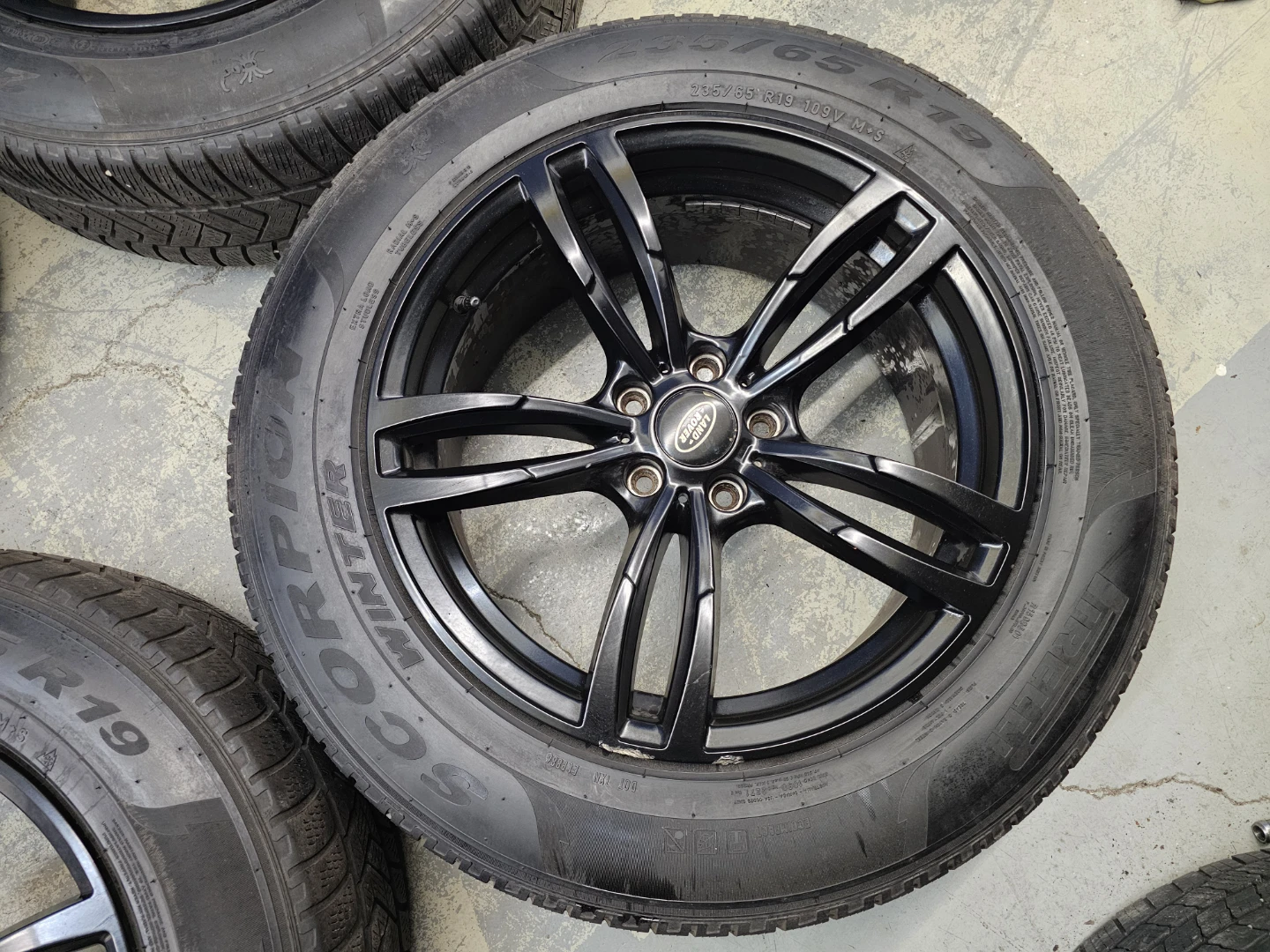 19" RANGE ROVER SPORT RIMS ONLY