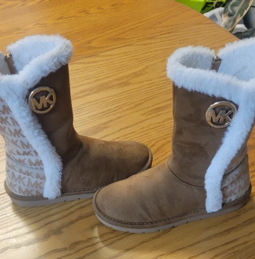 Michael Kors Tan Faux Fur Boots