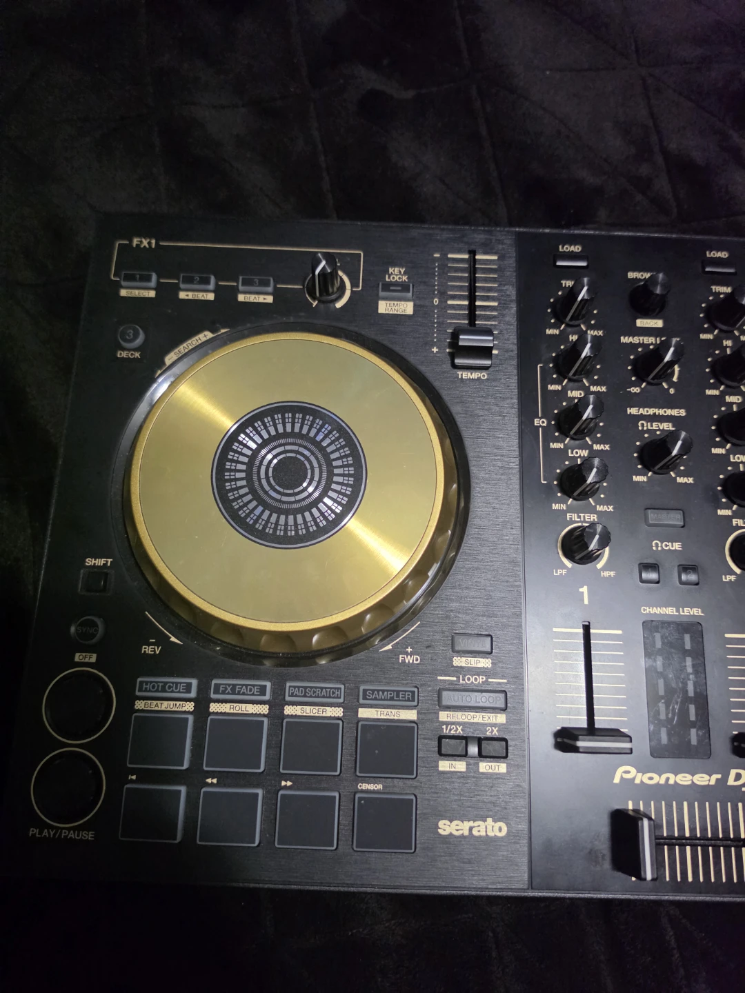 Pioneer DJ DDJ-SB3 Performance DJ Controller - photo 2
