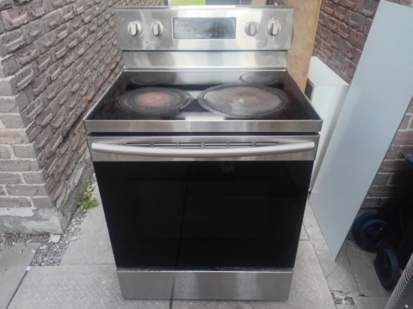 Samsung Stainless Steel Electric Range