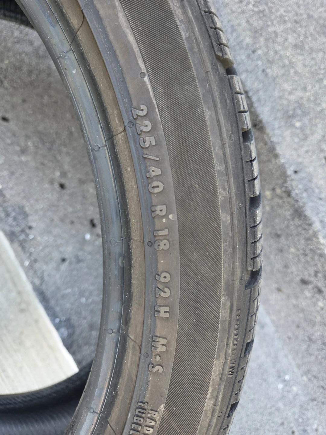 Continental ProContact TX 225/40 R18 Tire - photo 2