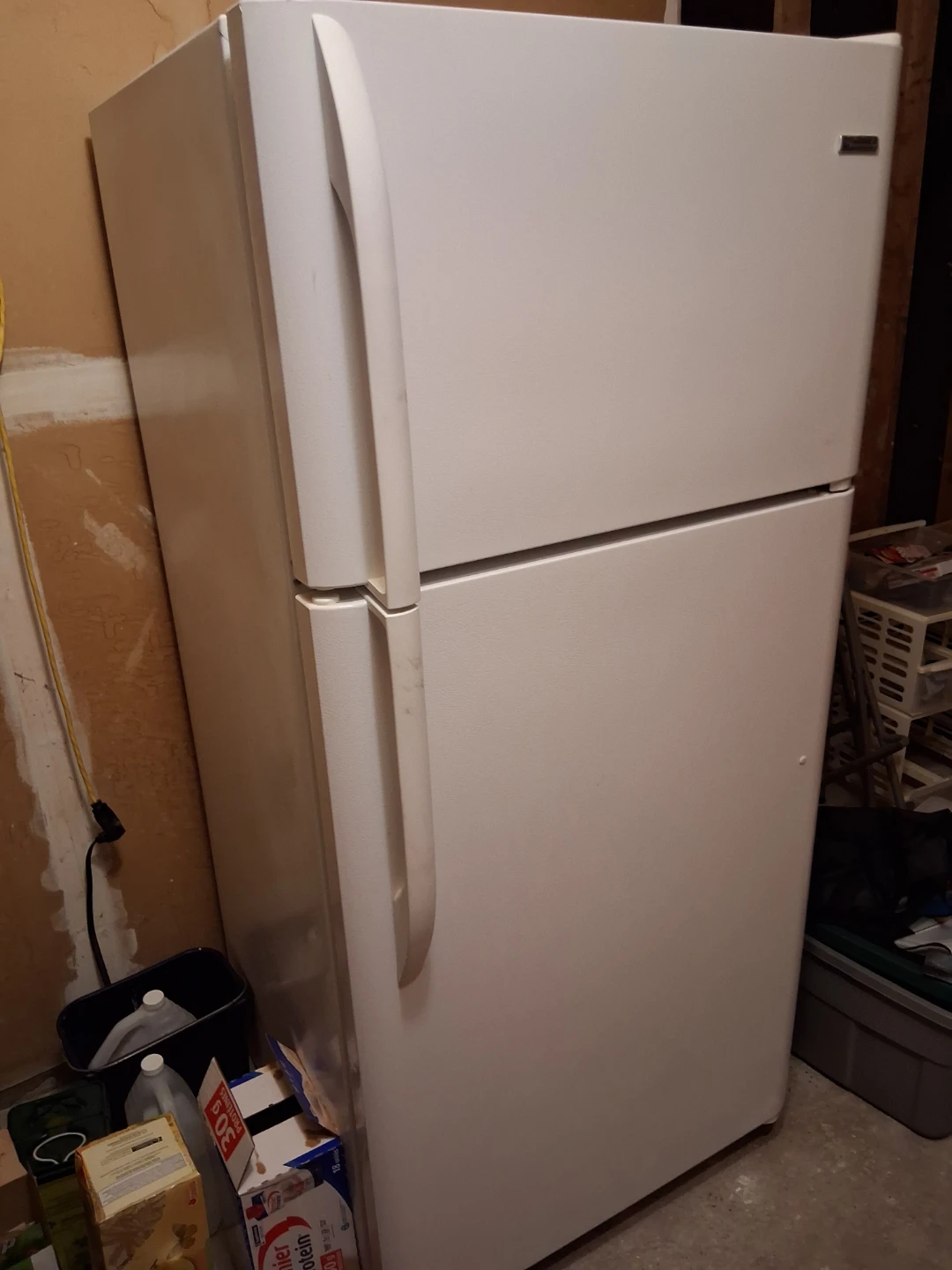 White Kenmore Fridge 30 inch