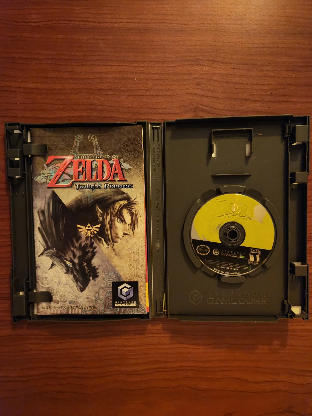 The Legend Of Zelda: Twilight Princess - GameCube - photo 2