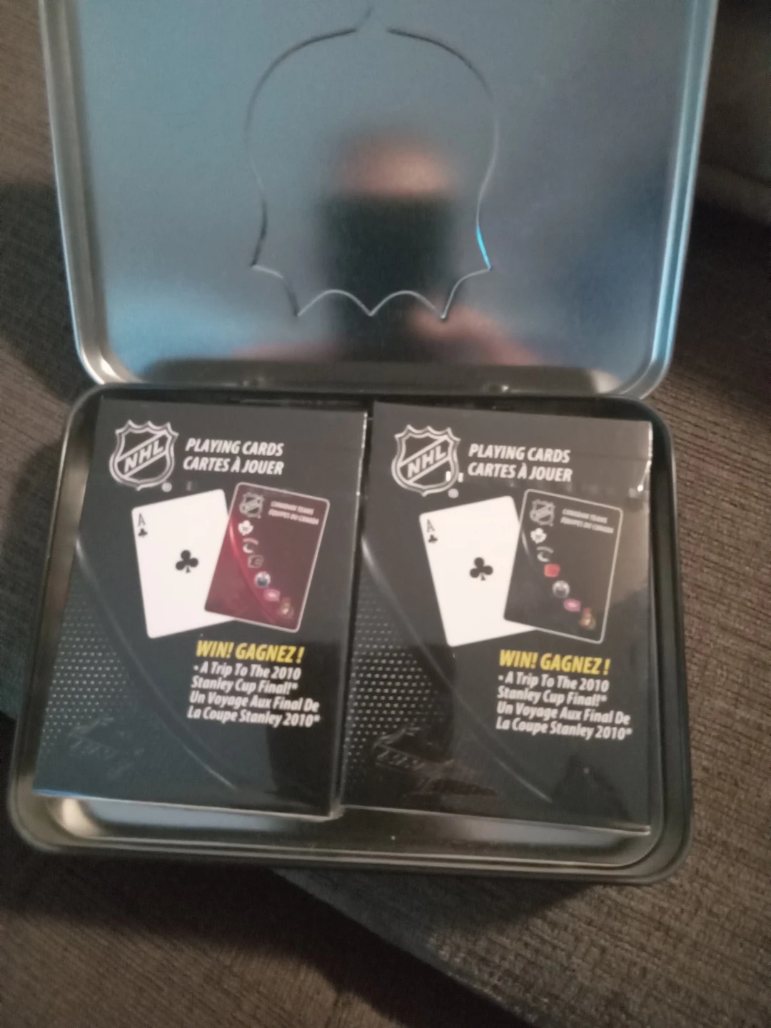 NHL 2010 Commemorative Playing Cards in Tin - photo 2