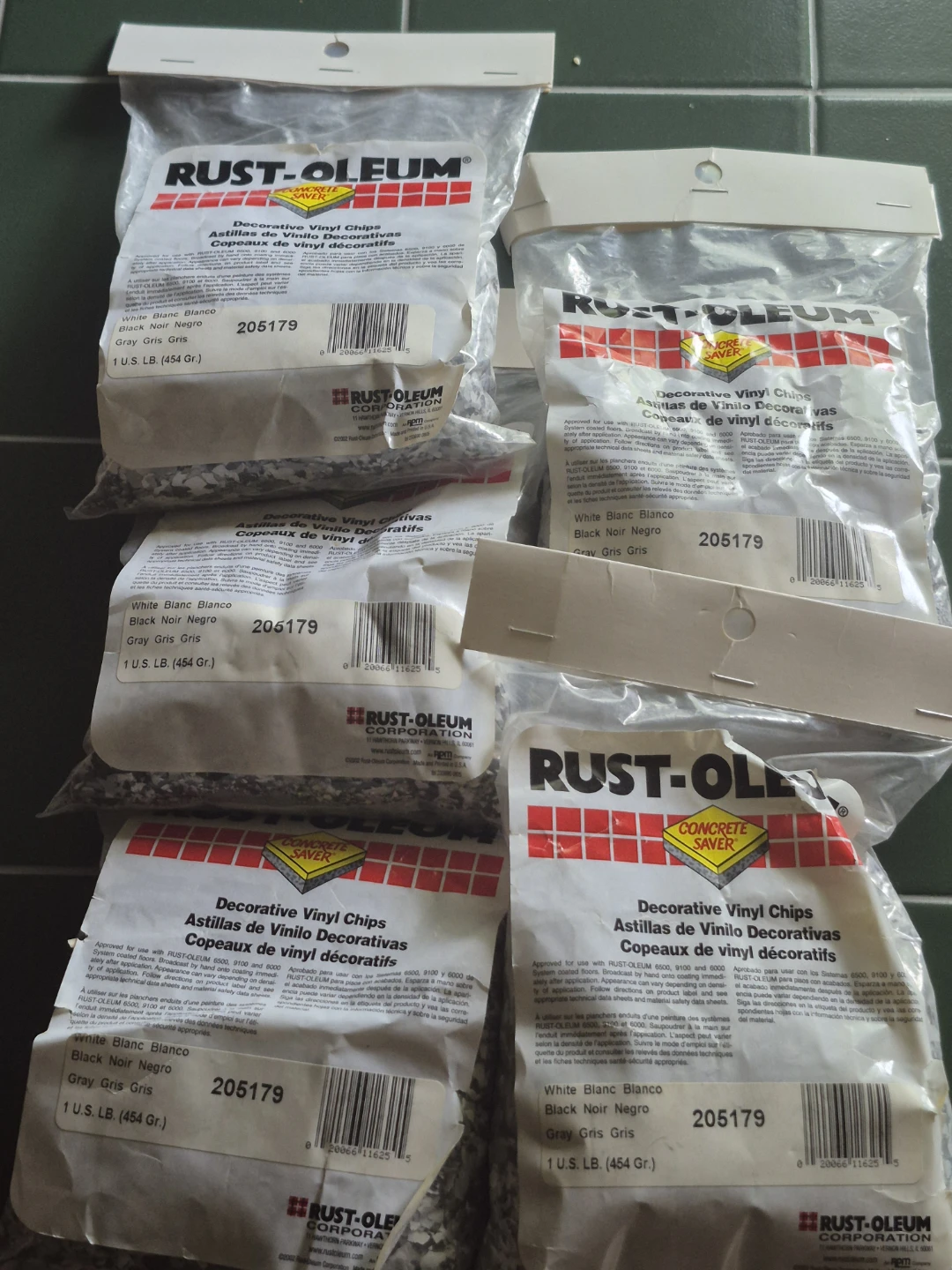 Rust-Oleum Concrete Saver Decorative Vinyl Chips - 5 lb Lot - photo 3