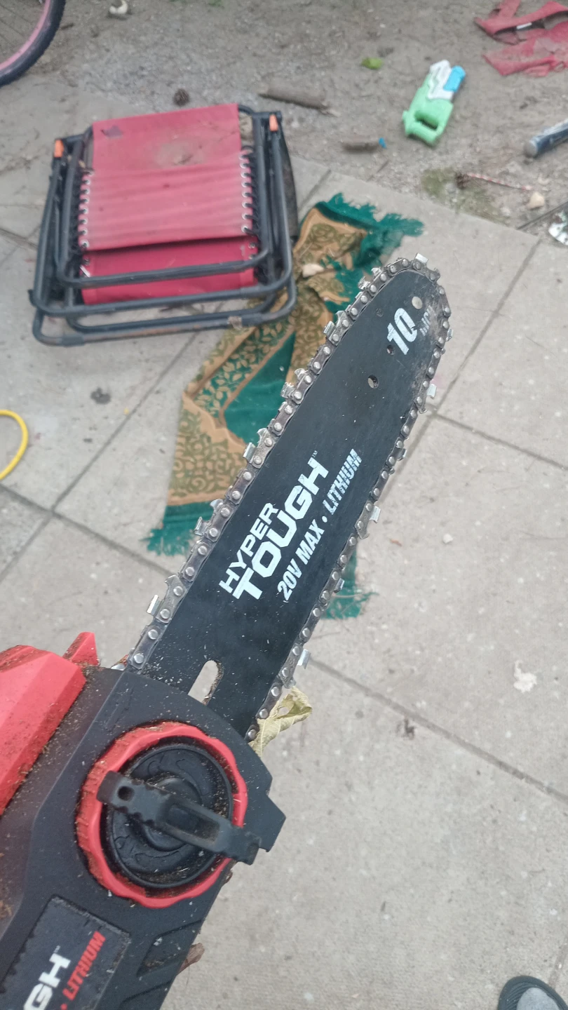 Hypertough drill and chainsaw read description - photo 3