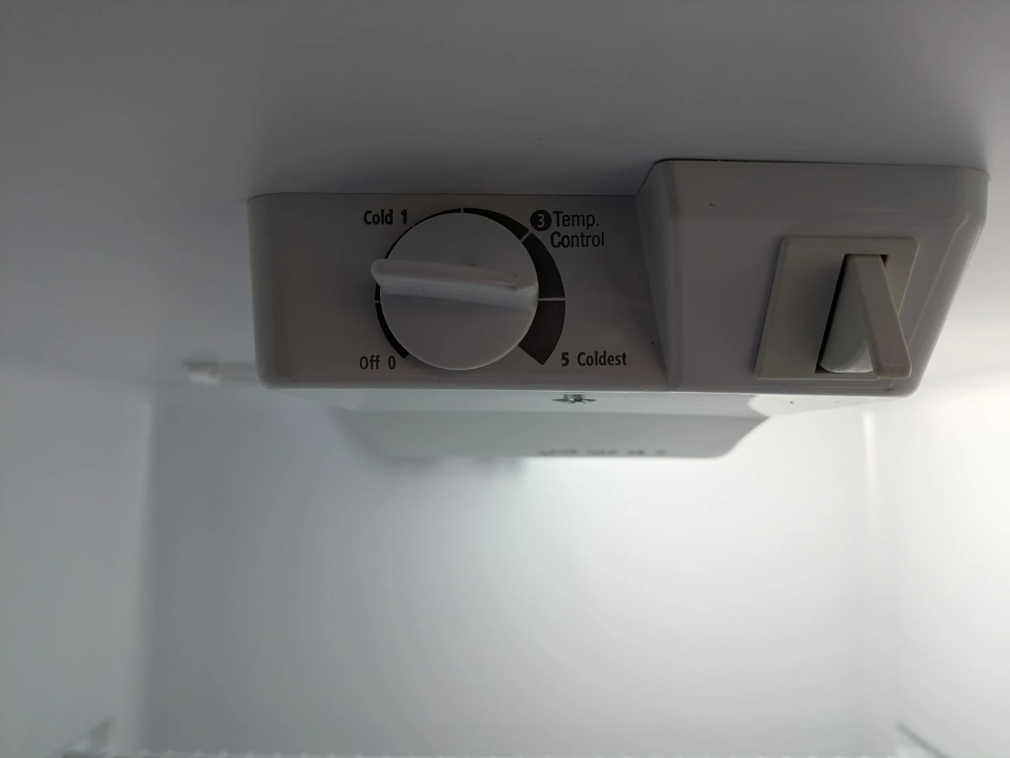 Almost NEW, Whirlpool Top-Freezer Refrigerator - photo 3