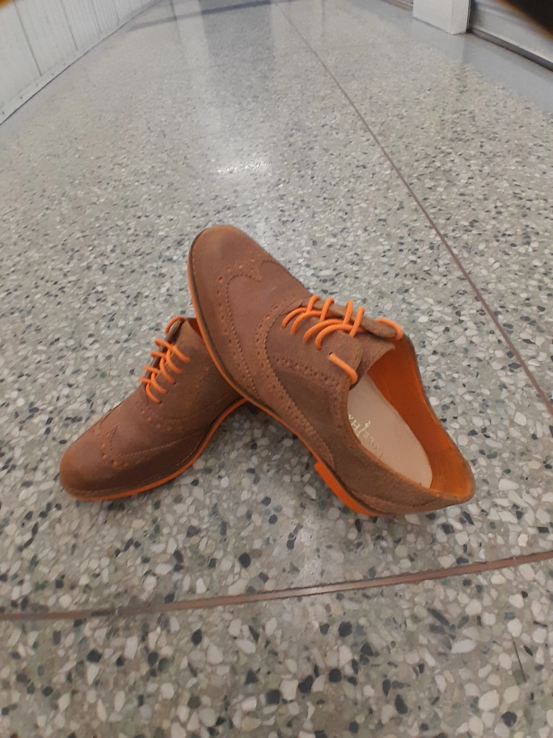 Cole Haan Brown Suede Brogues For Boys/Teens Size 5