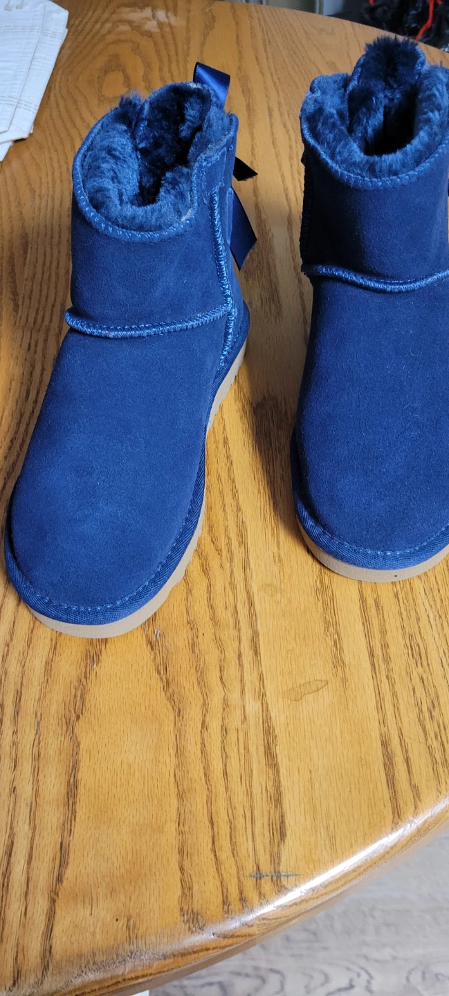 Brand new Blue UGG bailey bow Boots with Ribbon Detail sz 7