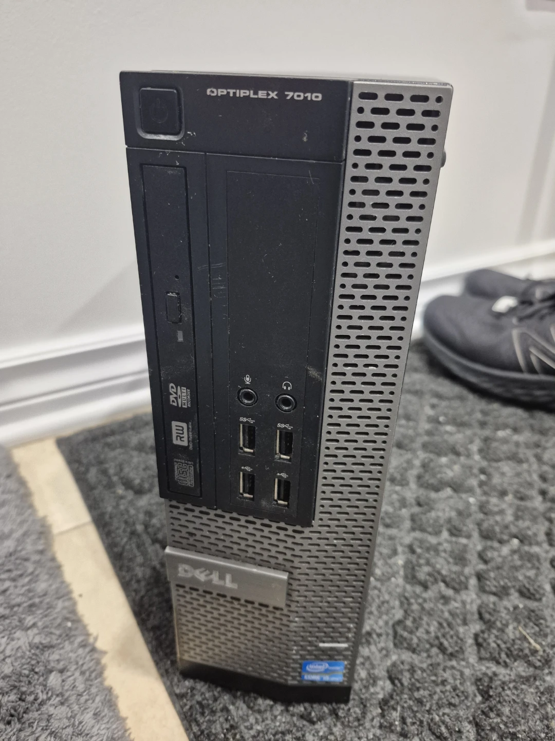 Dell OptiPlex 7010 Desktop Computer