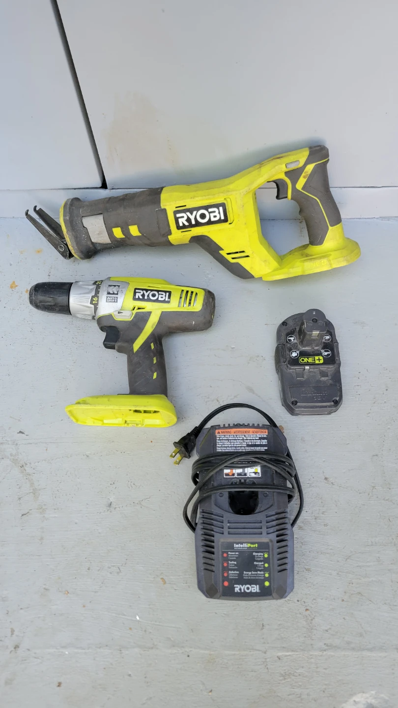 Ryobi 18V Drill, Reciprocating Saw, battery & charger