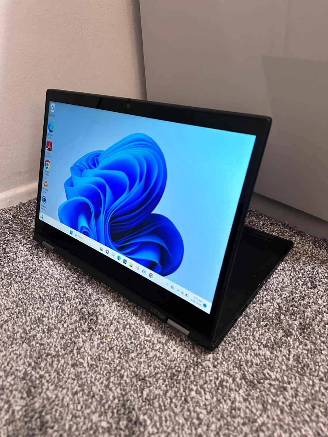 Lenovo  Yoga Touchscreen 2 in 1 laptop 512GB SSD with pen - photo 4