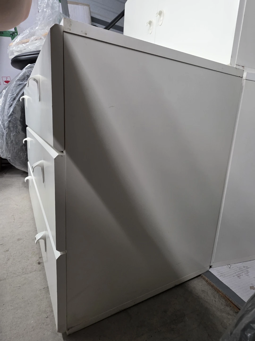 White 3-Drawer Dresser - photo 5