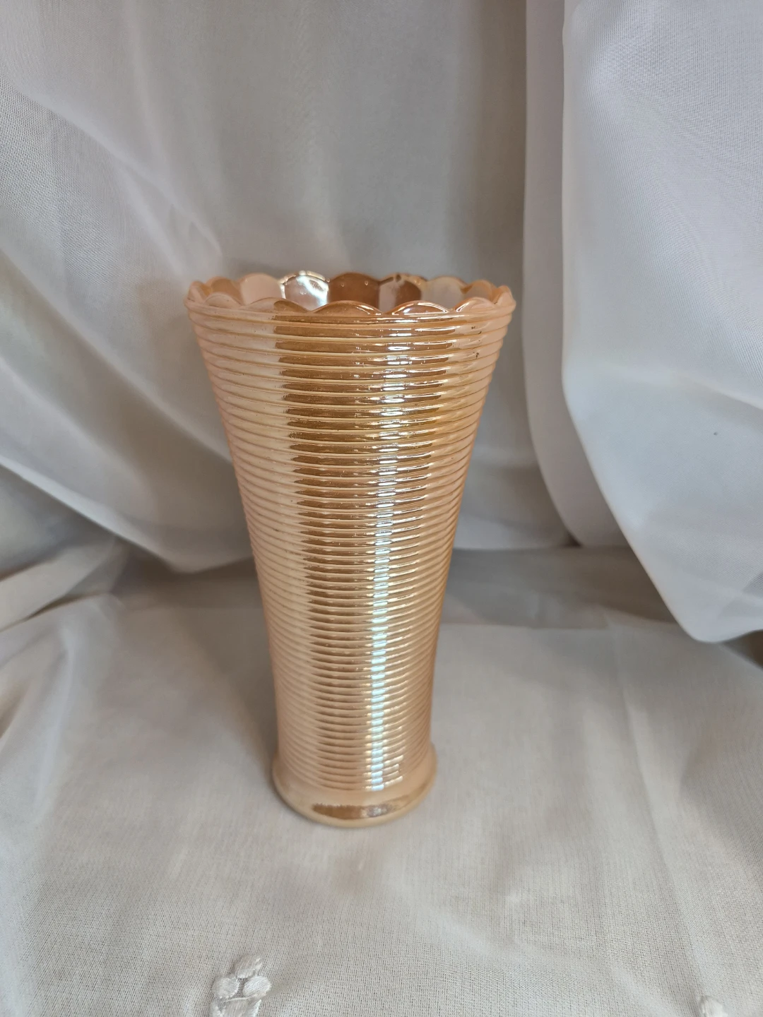 Vintage Anchor Hocking Ribbed Peach Lustre Laurel Glass Vase - photo 2