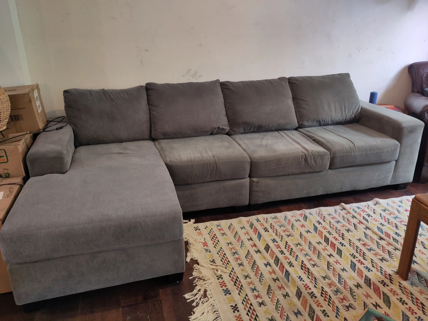 Sectional Sofa with Chaise Lounge incorporate