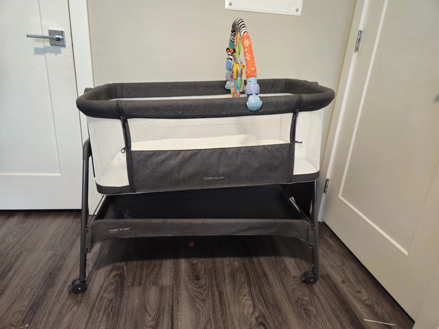 ANGELBLISS Baby Bassinet Bedside Sleeper with Wheels