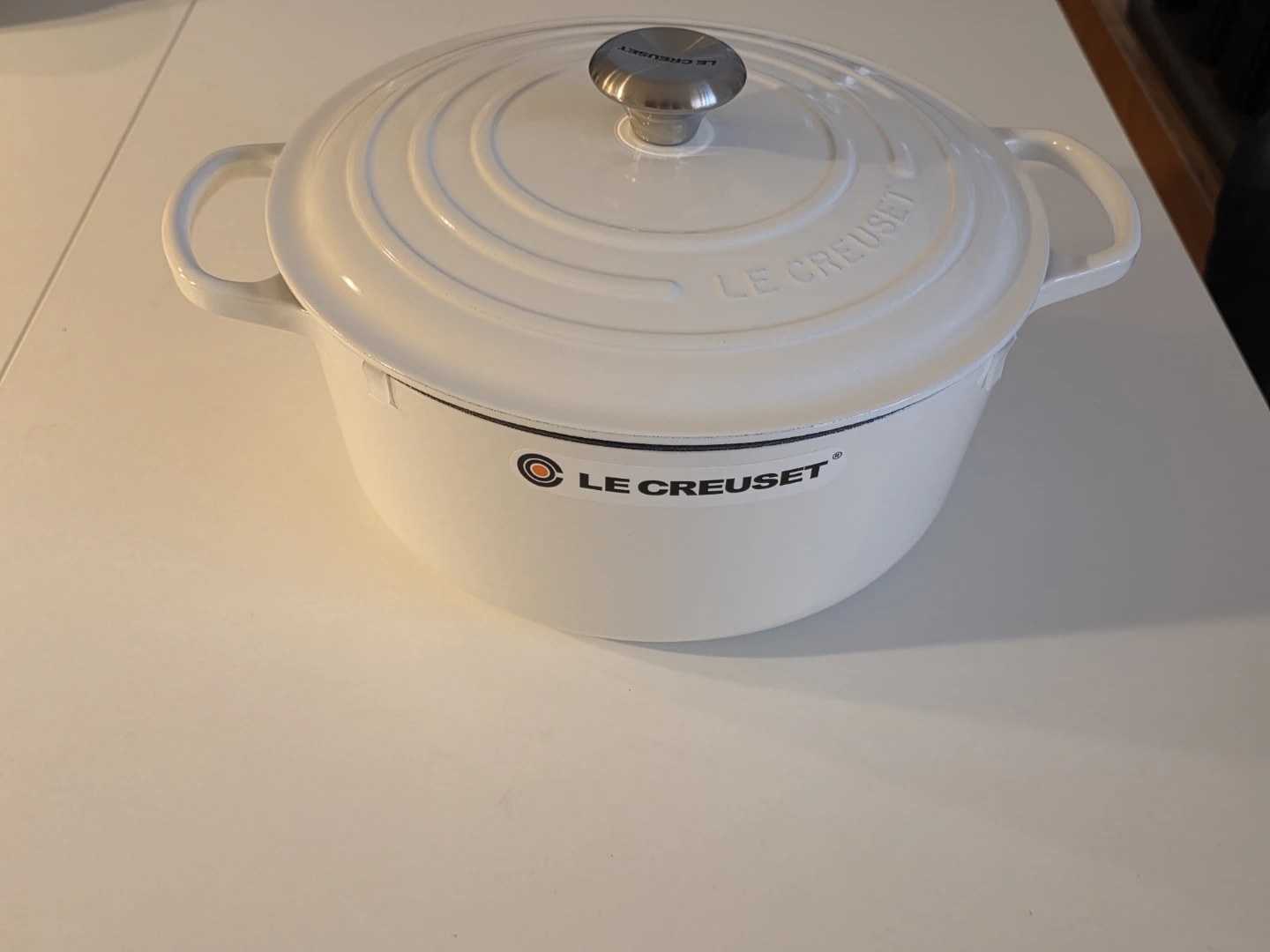 Le Creuset Round Dutch Oven - White, 6.7L