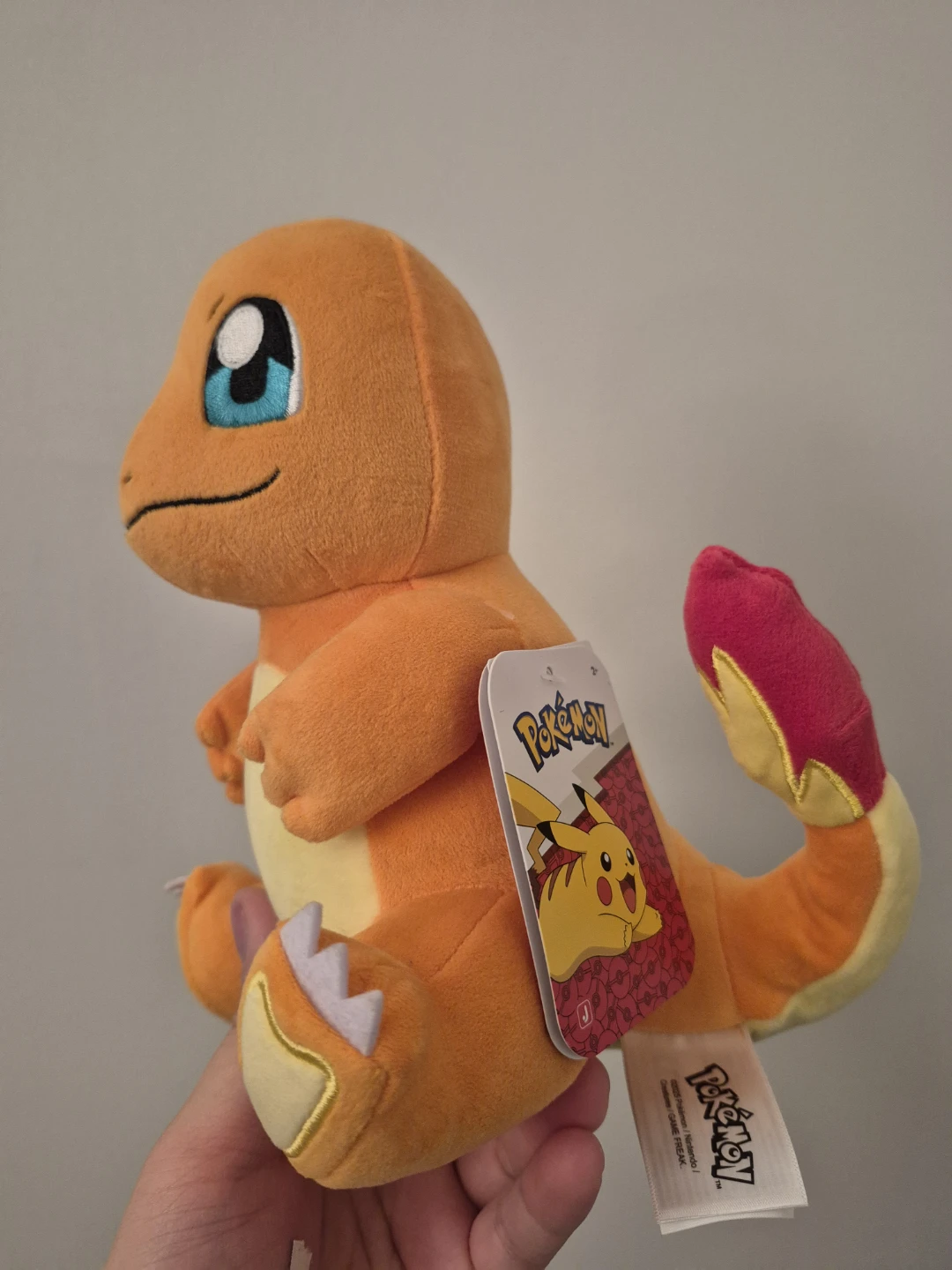 Official Pokémon Charmander plush toy. - photo 3