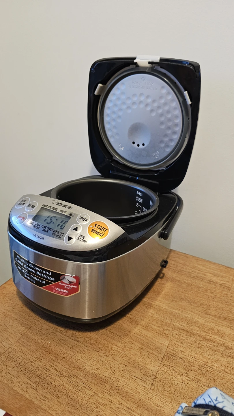 Zojirushi Micom Rice Cooker NS-LGC05 - photo 4