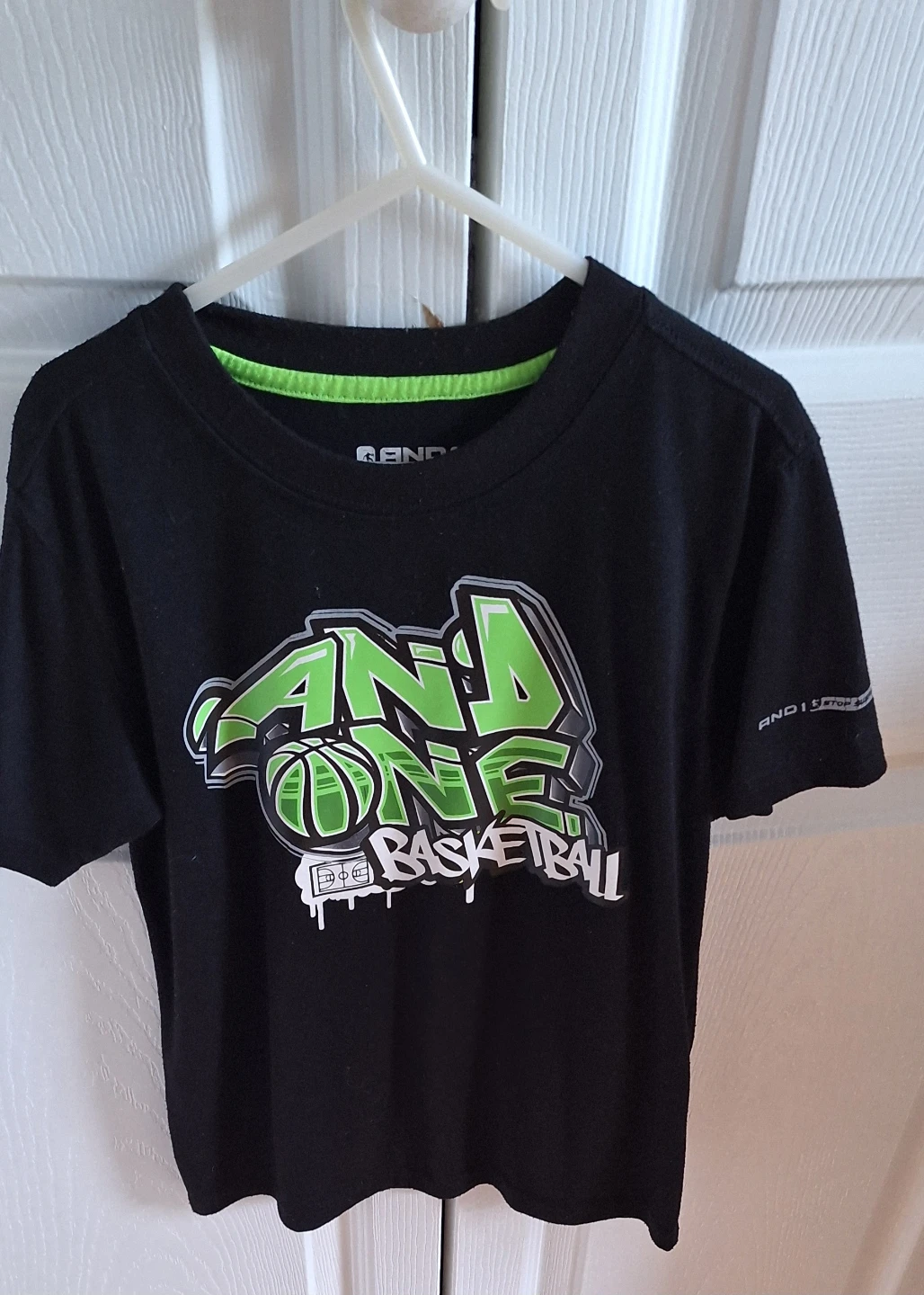 AND1 Basketball T-Shirt🏈