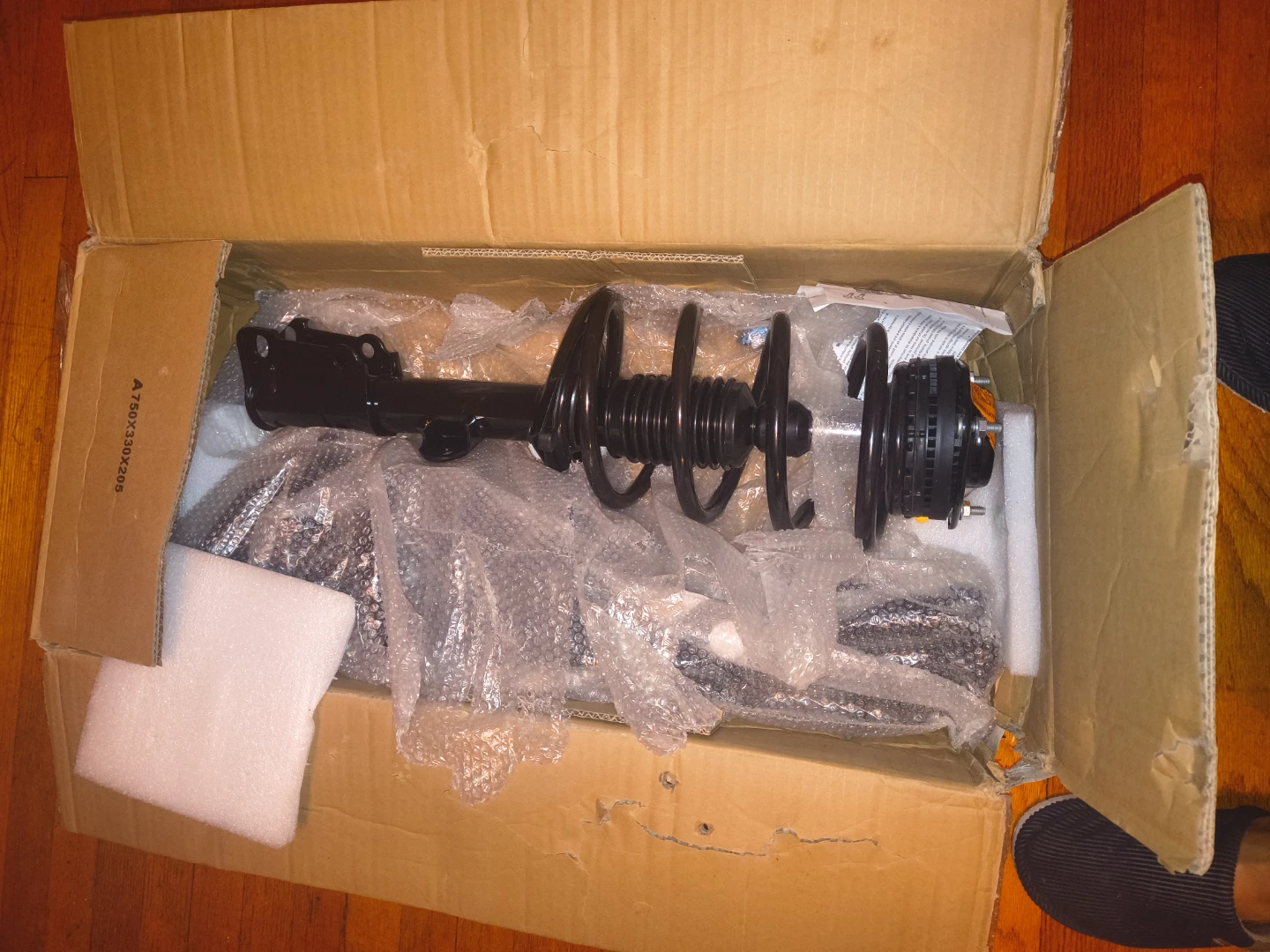 New Car Suspension Strut Assembly