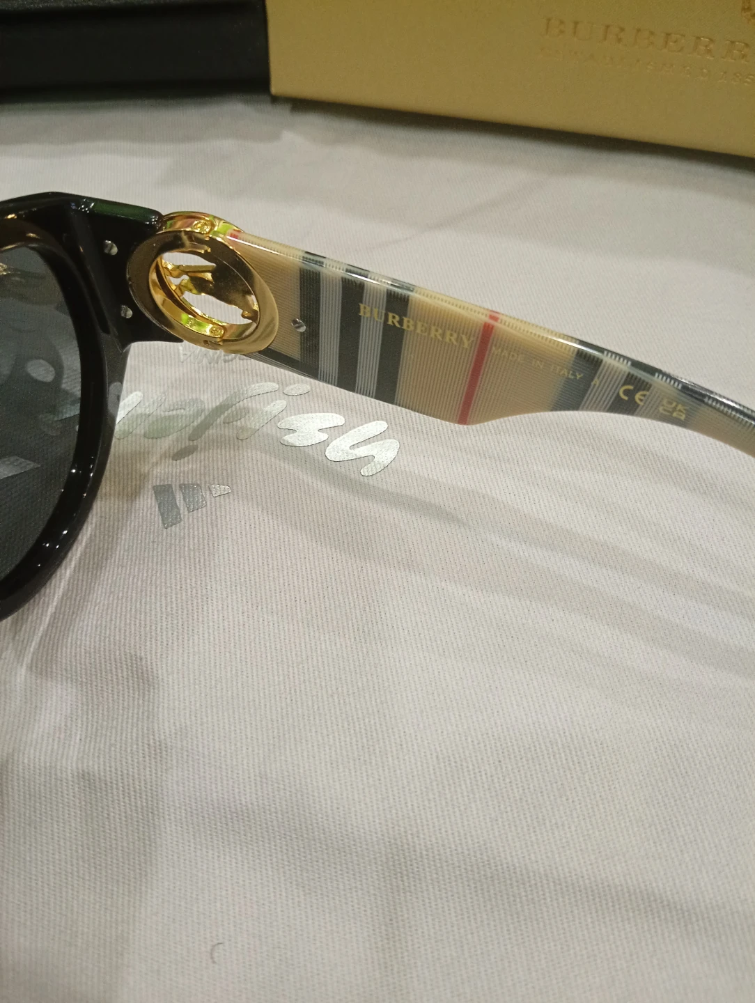 Burberry sunglasses women's - photo 3