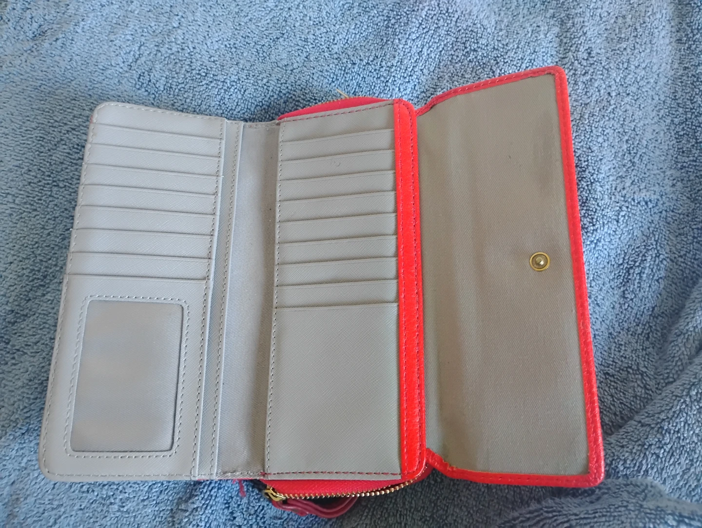 Fossil Red Leather Wallet - photo 4